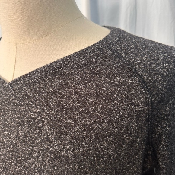 Simple Charcoal Grey Lightweight 3/4 Sleeve Sweater. Size Medium. V-neck. - Picture 2 of 7